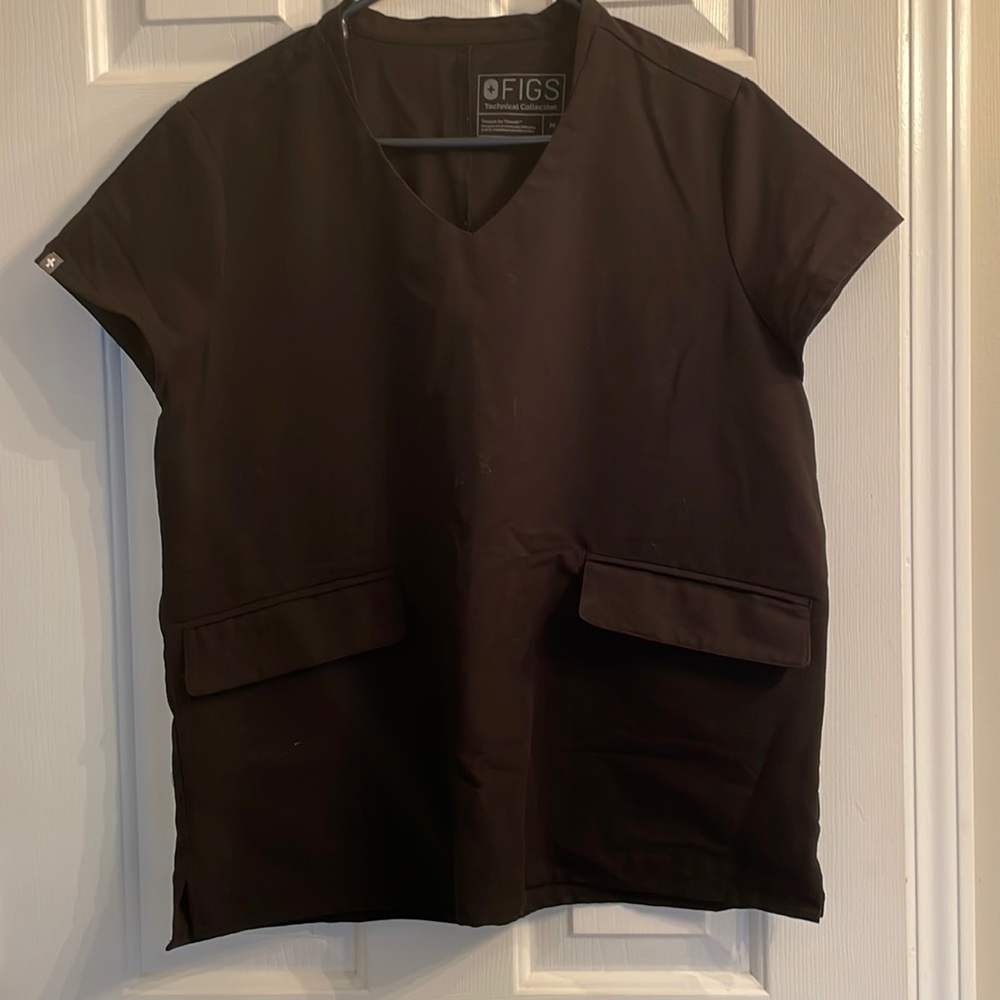 Figs size medium women’s black scrub top